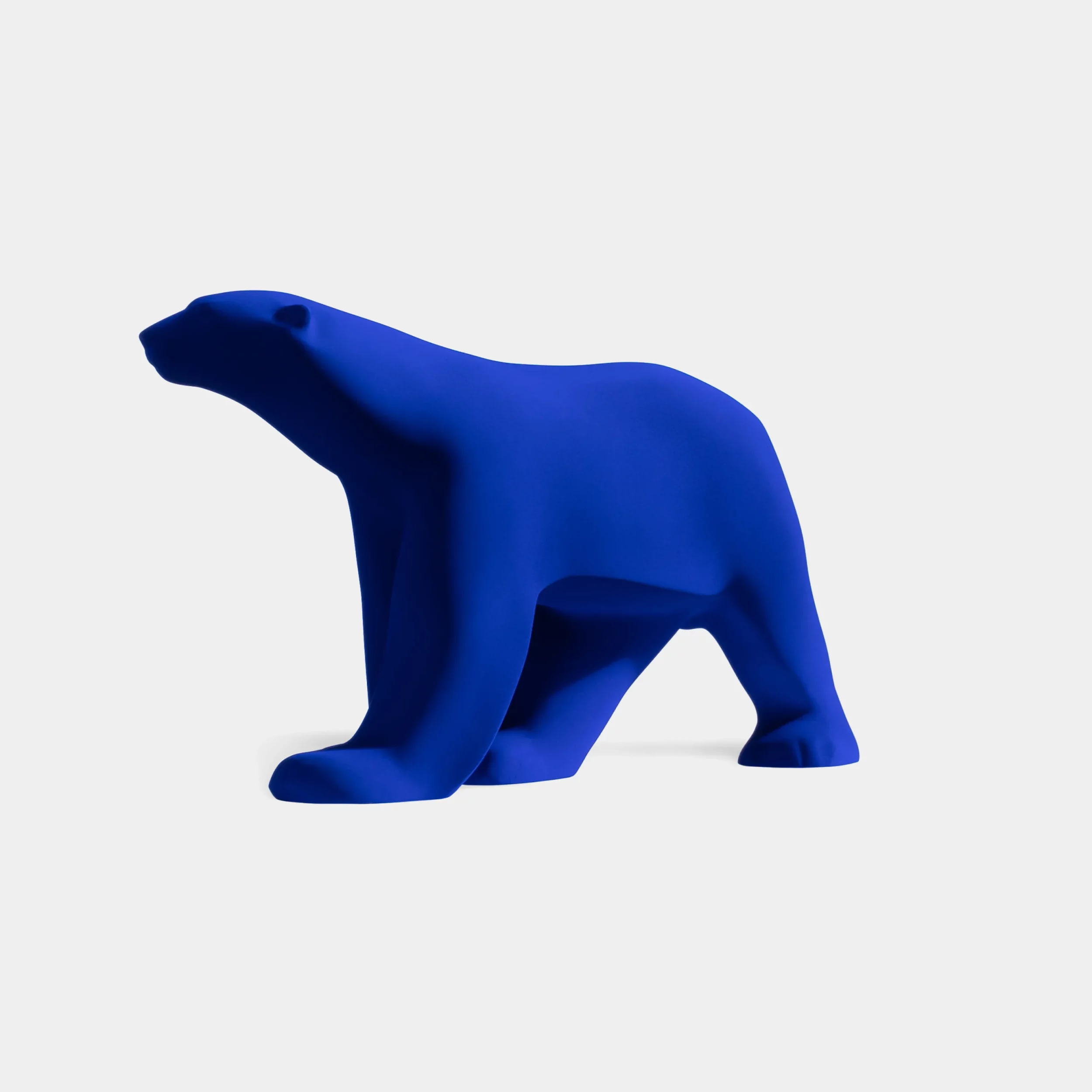 Edition rare et limitée de l'ours Pompon édition Yves Klein vue du flanc gauche