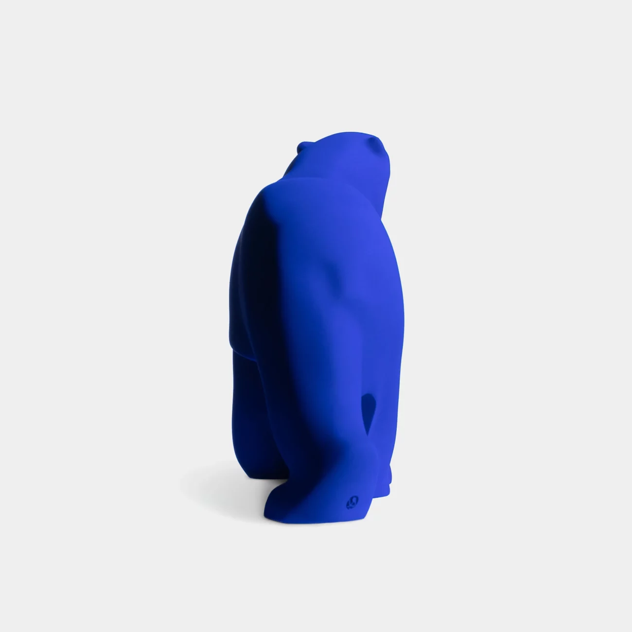 Edition rare et limitée de l'ours Pompon édition Yves Klein vue de dos